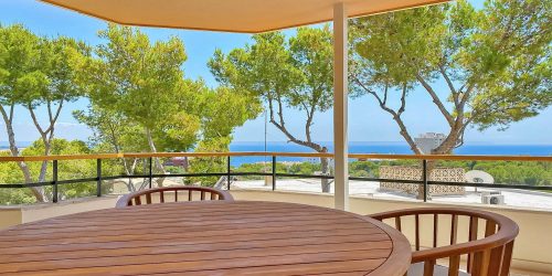 Modern sea view apartment recently refurbished in Cas Catala
