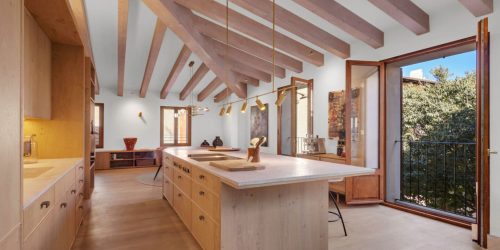 A Designer Residence in the Heart of Calatrava
