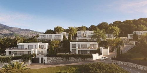 Contemporary Luxury Villa with Panoramic Views
