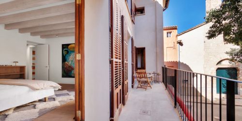 A Designer Residence in the Heart of Calatrava