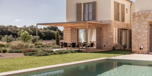 “Modern Mediterranean Retreat with Pool and Panoramic Countryside Views in Maria de la Salut”