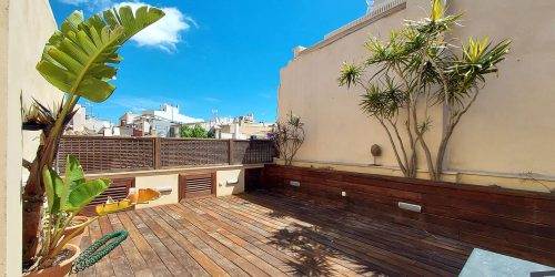 Elegant luxury apartment with sea views and private rooftop terrace in the heart of the Old Town