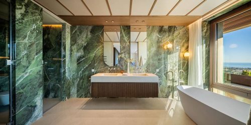 Contemporary Luxury Villa in Benahavís