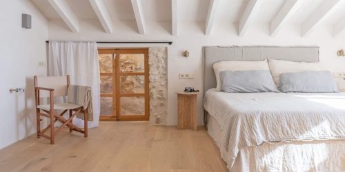 Beautifully renovated traditional Majorcan house in the picturesque village of Caimari