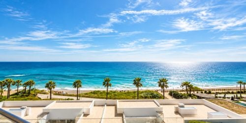 Luxury Frontline Beach Apartment