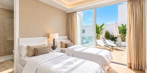 Modern Luxury Villa with Pool in Marbella