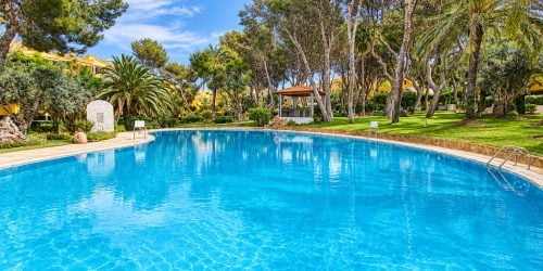 Exceptional Seafront Garden Residence in Santa Ponsa, Mallorca