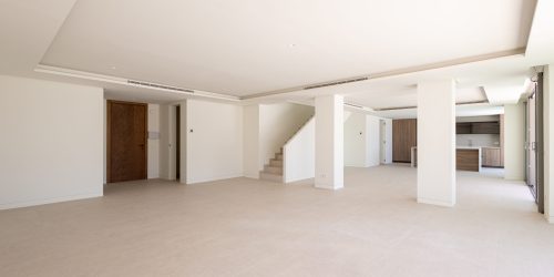Contemporary luxury penthouse in the sought-after Marbella
