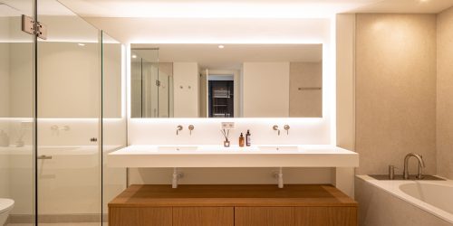 Contemporary luxury penthouse in the sought-after Marbella