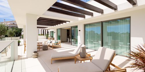 Contemporary luxury penthouse in the sought-after Marbella