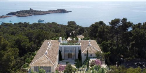 Exceptional Villa with amazing Sea Views in Top Location!