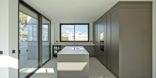 Elevated Luxury Living Above Palma de Mallorca – Designer Penthouse with Private Pool & Castle Views