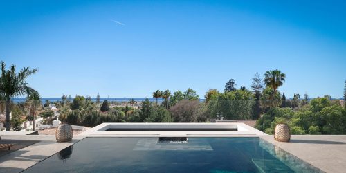 Brand-New Modern Luxury Villa. close to the Beach