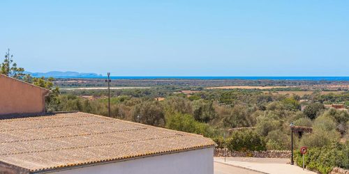 Modern Mediterranean Townhouse in the Heart of Ses Salines